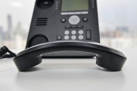 How Virtual Landline Can Solve Your Office Communication Issues thumbnail